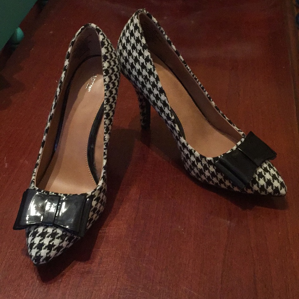 Apt. 9 Heels